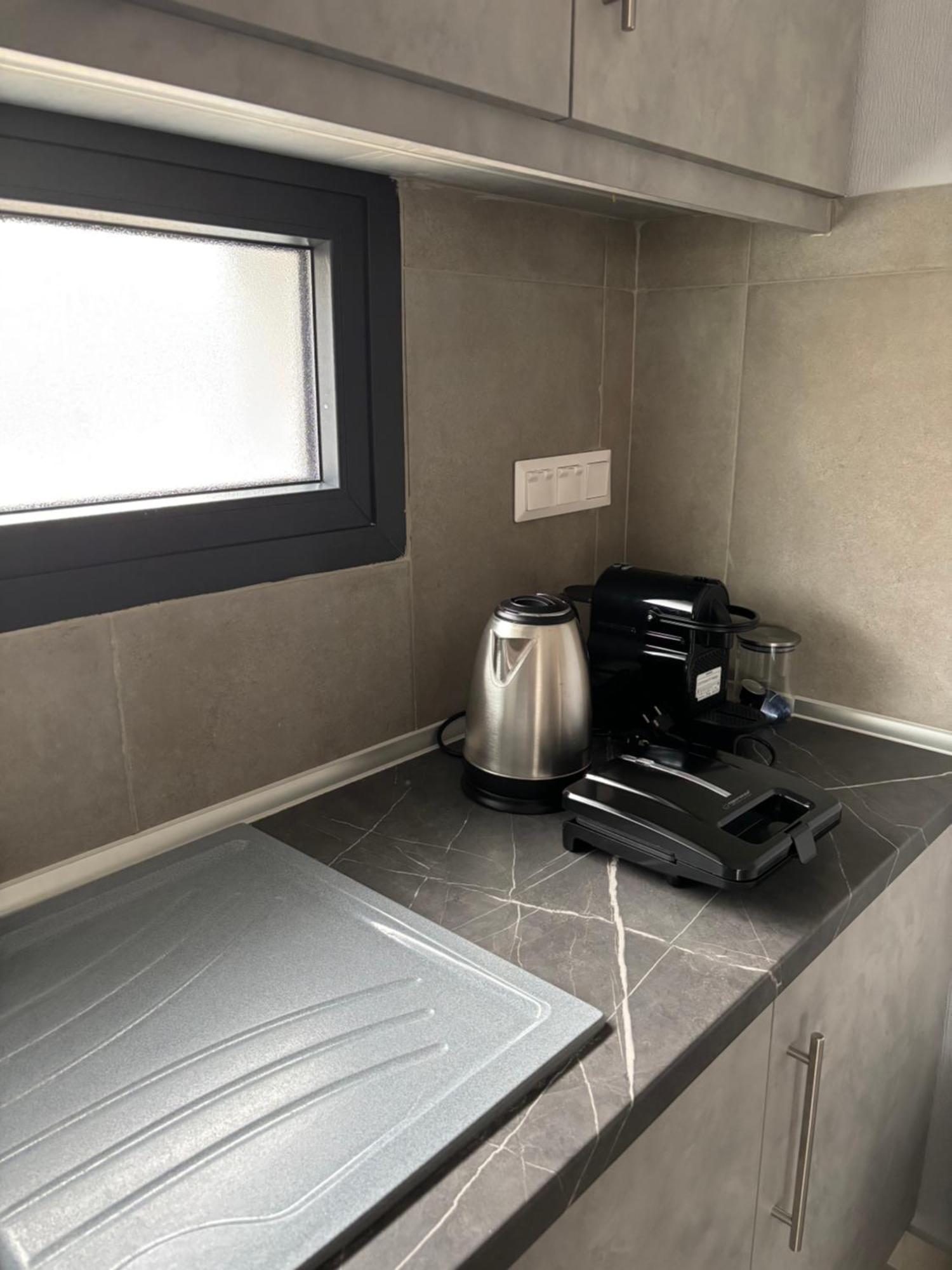 Elinor Apartments 플로지타 외부 사진