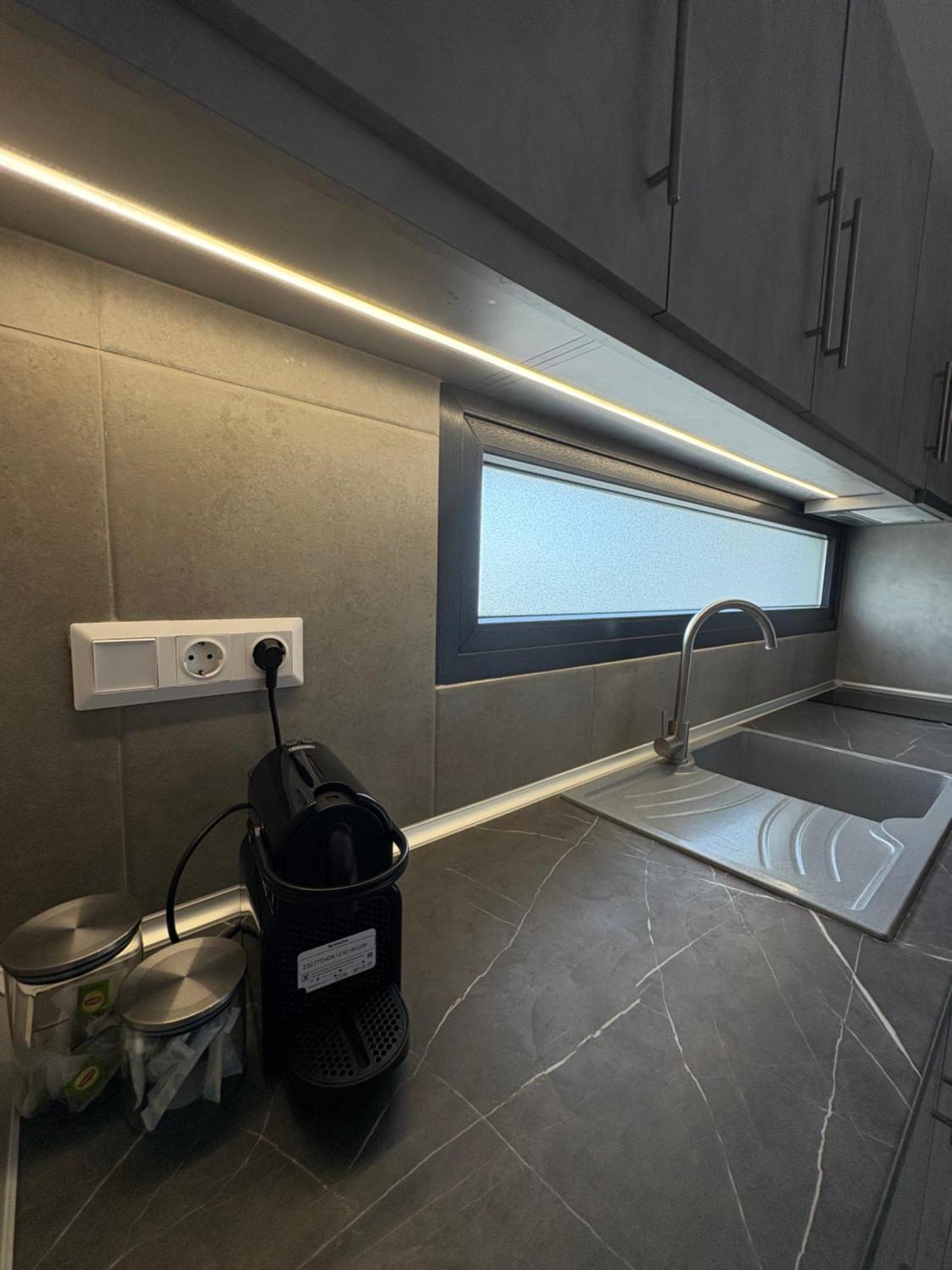 Elinor Apartments 플로지타 외부 사진